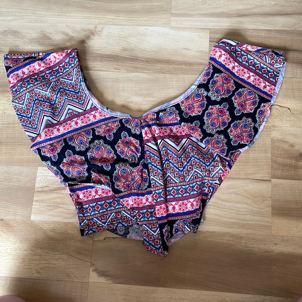 Crop top